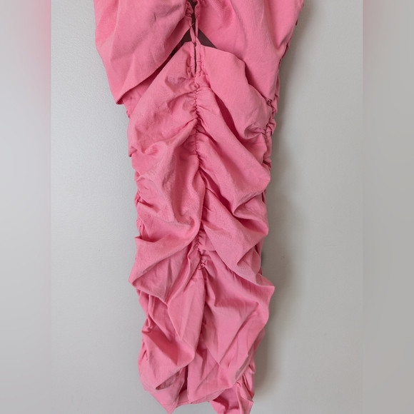 Zara Barbie Pink Cut-out Rushed Halter Mini Dress Womens Size S Cocktail Evening - Picture 9 of 13